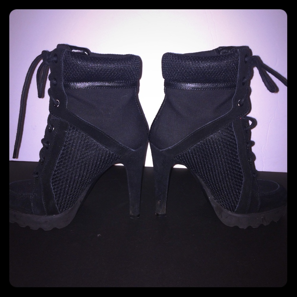 👢Nine West heel laced up boots 👢